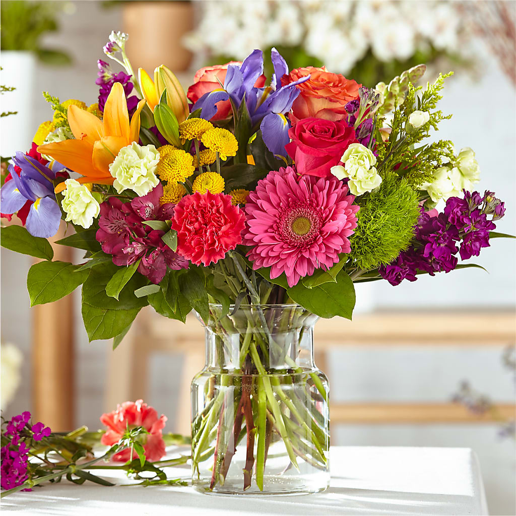 Bold & Bright – A Florist Original – Hirzel Brothers Greenhouse, Toledo OH