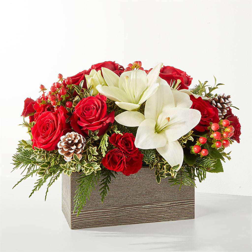 Snowy Wonderland Bouquet – Hirzel Brothers Greenhouse, Toledo OH