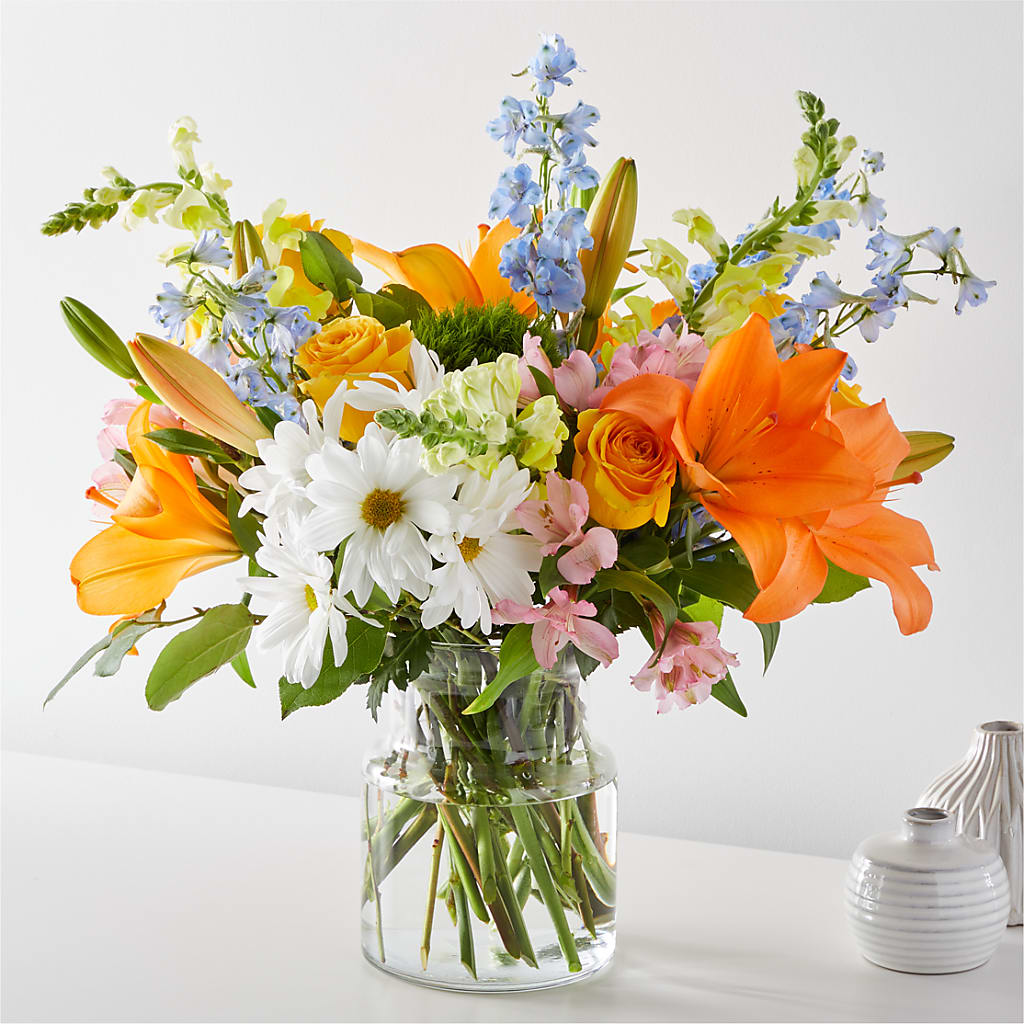 Sun Salutation Bouquet – Hirzel Brothers Greenhouse, Toledo OH