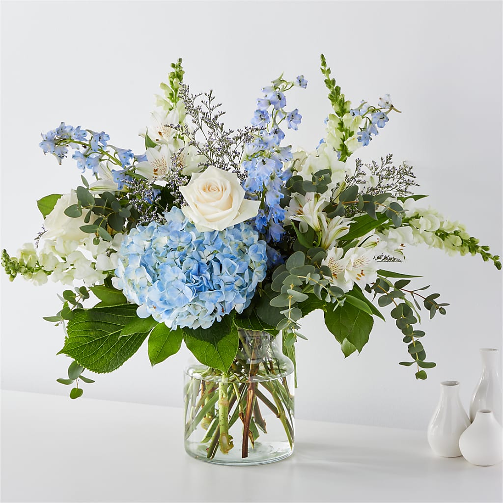 Coastal Blossom Bouquet – Hirzel Brothers Greenhouse, Toledo OH