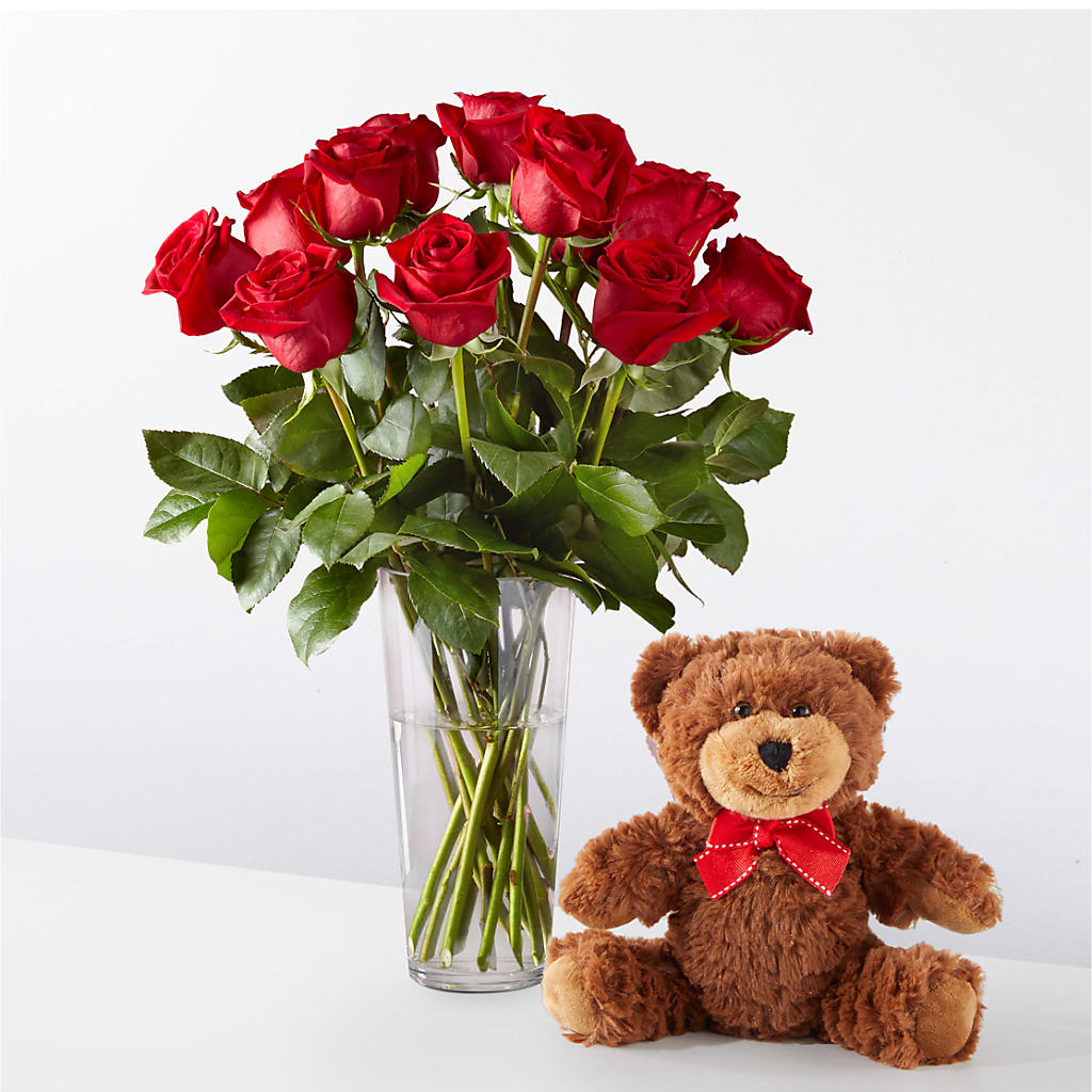 Romantic Long Stem Red Rose Bouquet Bundles – Hirzel Brothers Greenhouse, Toledo OH