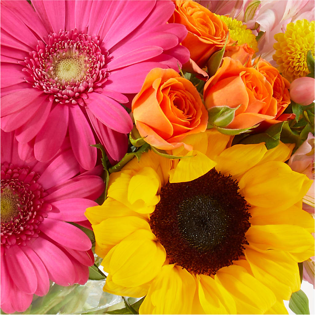 Florist Original Mixed Bouquet – Hirzel Brothers Greenhouse, Toledo OH