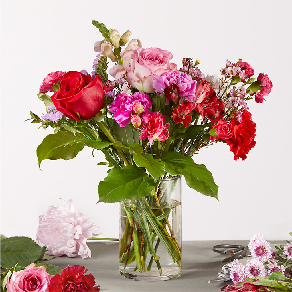 Regal Jewel – A Florist Original – Hirzel Brothers Greenhouse, Toledo OH