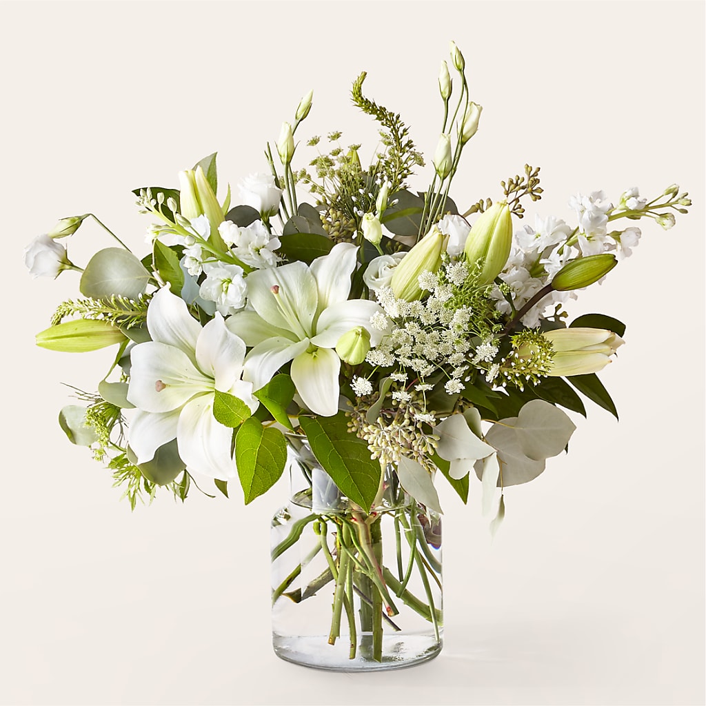 Alluring Elegance Bouquet – Hirzel Brothers Greenhouse, Toledo OH