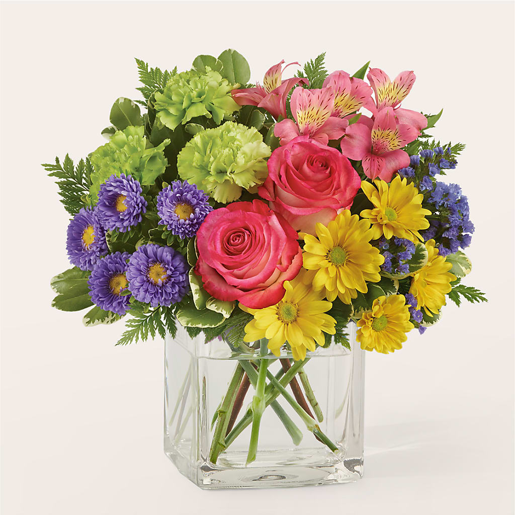 Candy Jar Bouquet – Hirzel Brothers Greenhouse, Toledo OH
