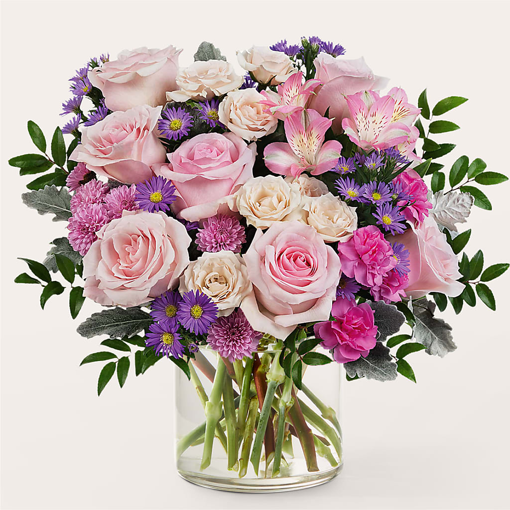 Light as a Feather Bouquet – Hirzel Brothers Greenhouse, Toledo OH