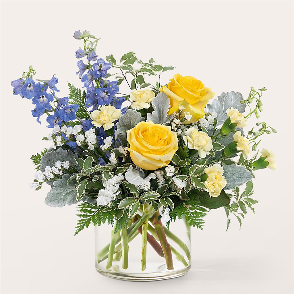 Butterfly Wings Bouquet – Hirzel Brothers Greenhouse, Toledo OH