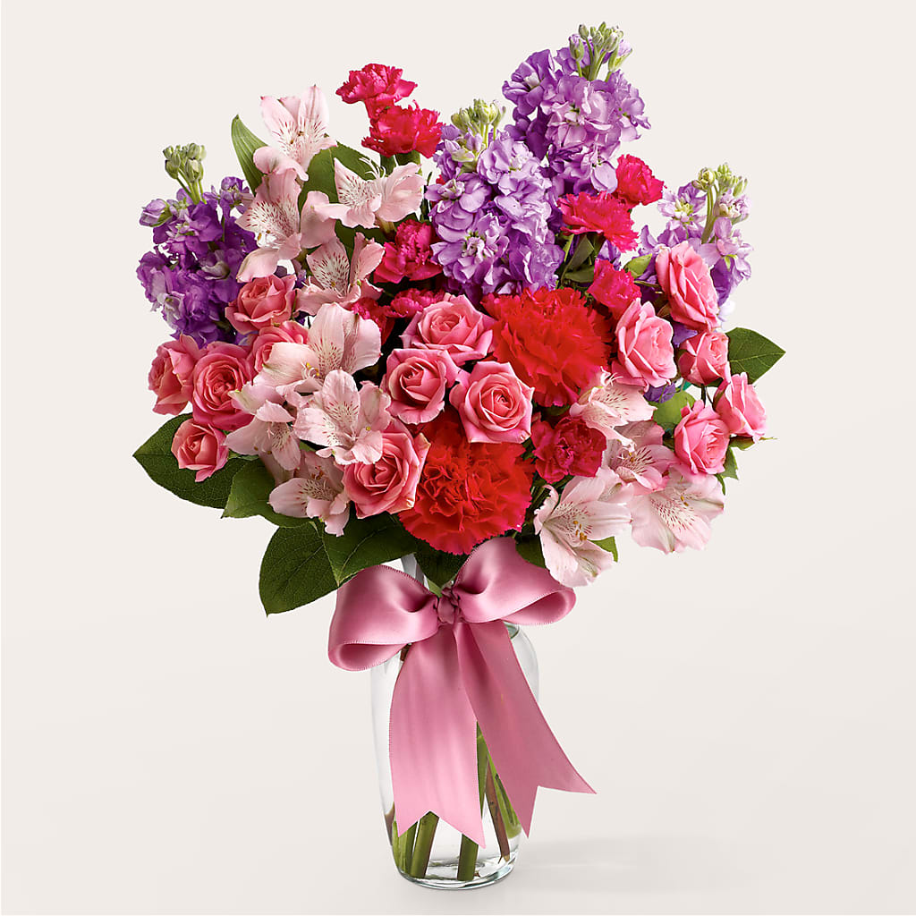 Main Character Bouquet – Hirzel Brothers Greenhouse, Toledo OH