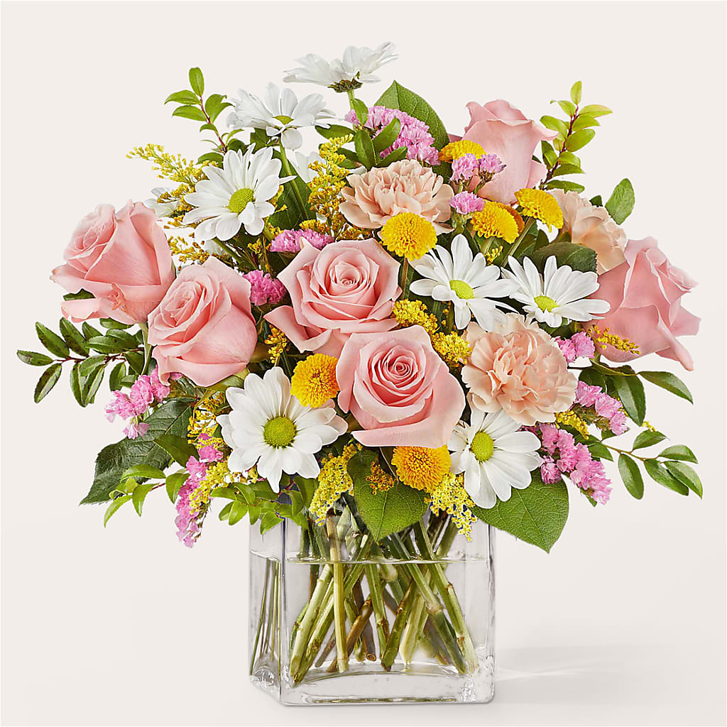 Country Cottage Bouquet – Hirzel Brothers Greenhouse, Toledo OH