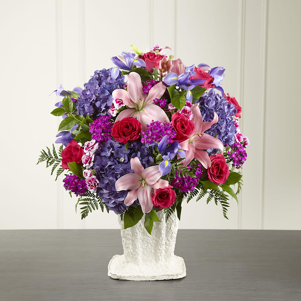 We Fondly Remember Arrangement – Hirzel Brothers Greenhouse, Toledo OH