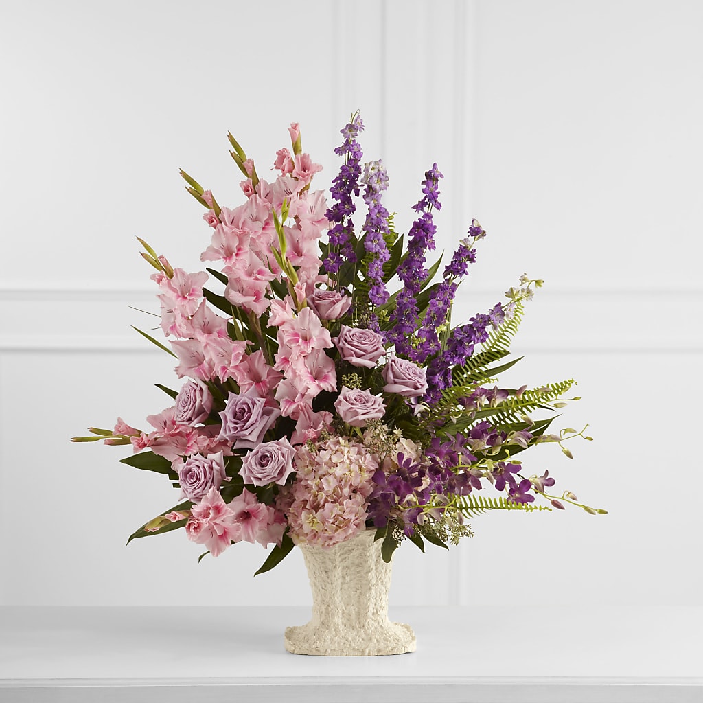 Flowing Garden Arrangement – Hirzel Brothers Greenhouse, Toledo OH