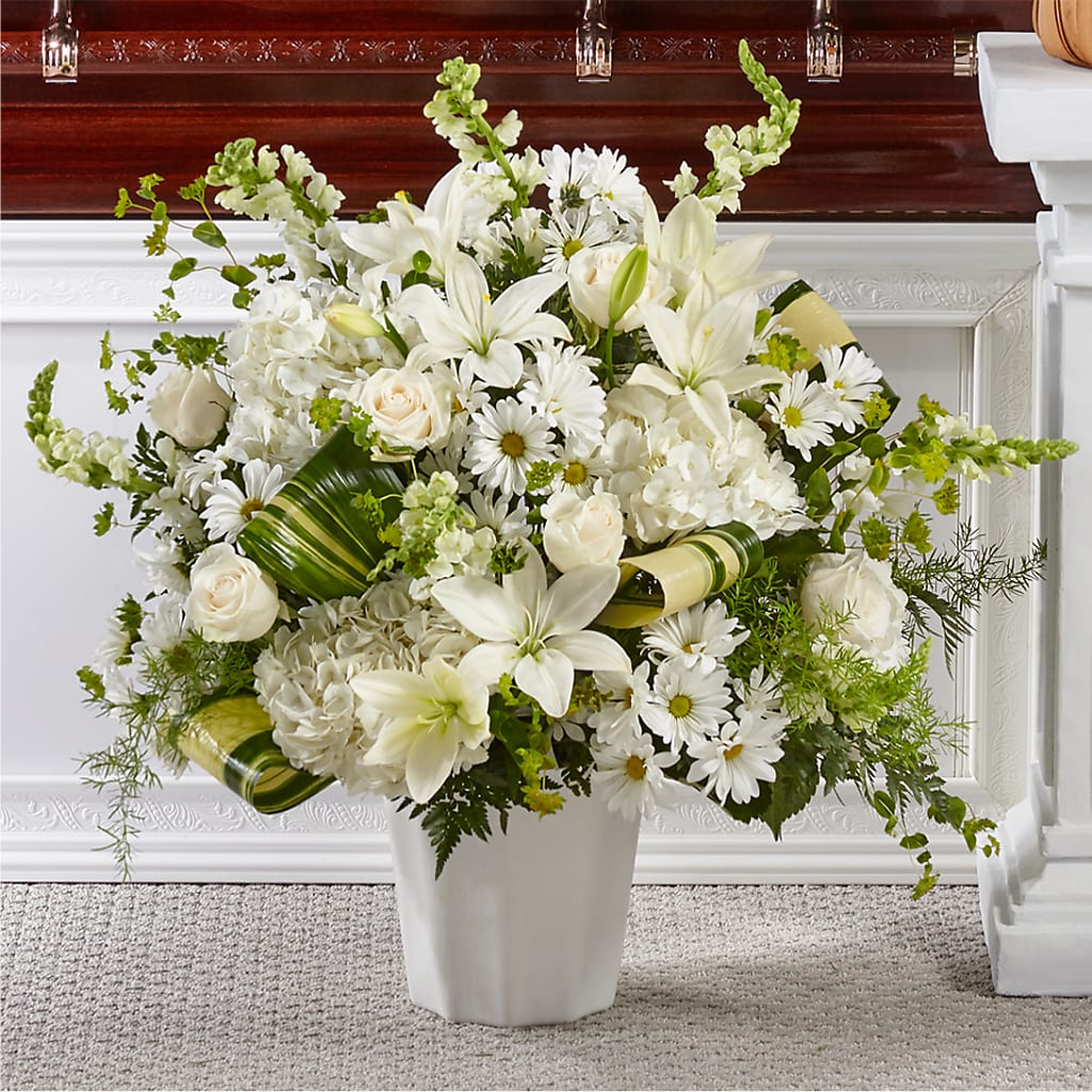 Thoughts of Tranquility Floor Basket – Hirzel Brothers Greenhouse, Toledo OH
