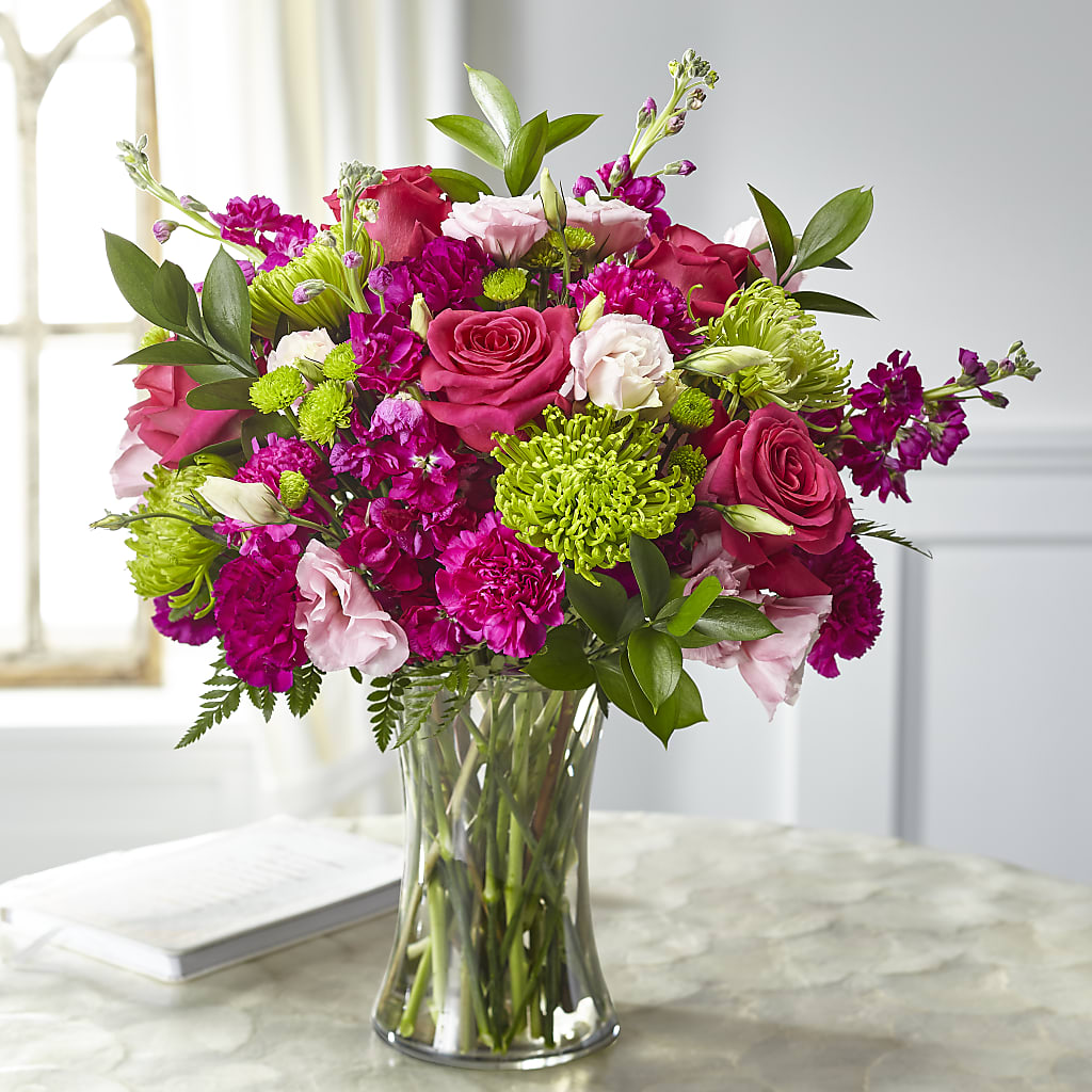 Everlasting Embrace Bouquet – Hirzel Brothers Greenhouse, Toledo OH