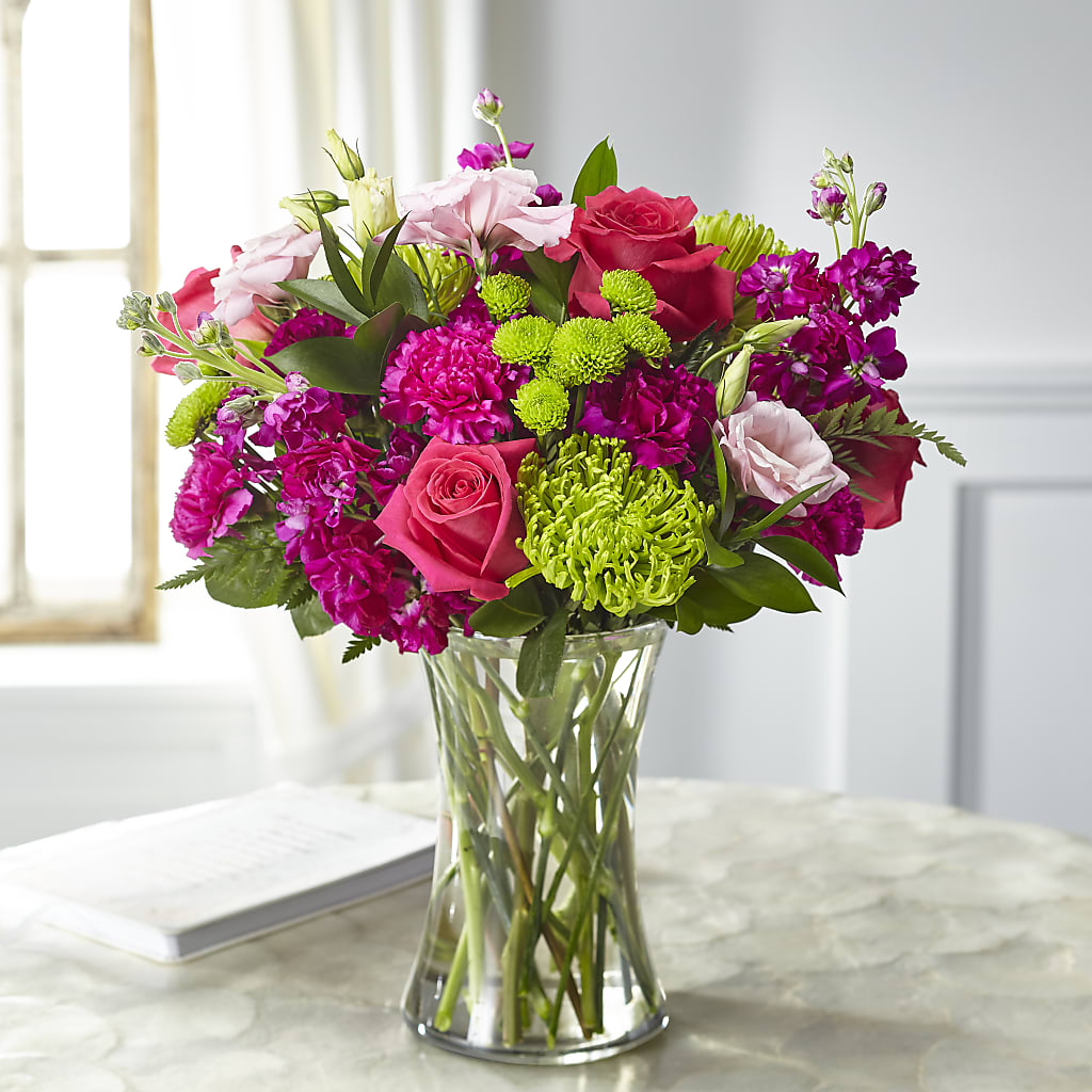 Everlasting Embrace Bouquet – Hirzel Brothers Greenhouse, Toledo OH