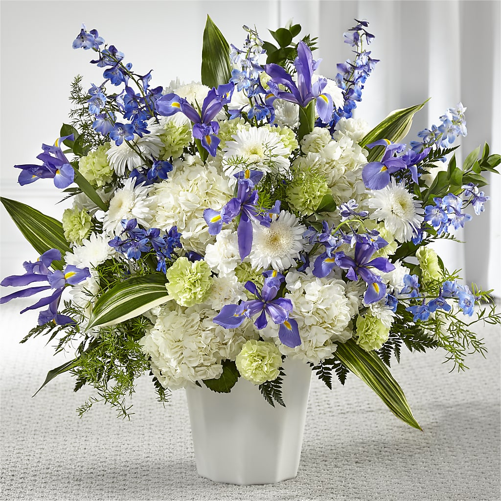 Soft Serenity Floor Basket – Hirzel Brothers Greenhouse, Toledo OH