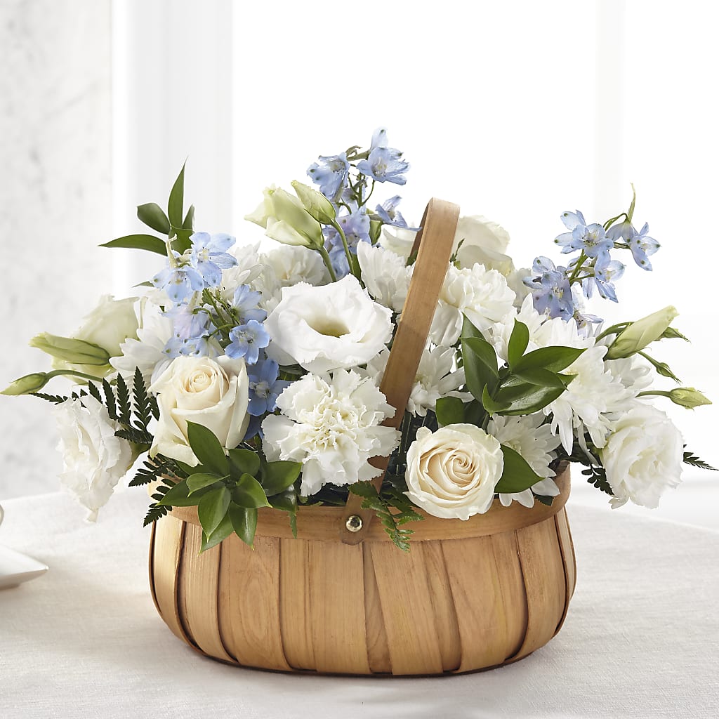 Sincerely Heartfelt Basket – Hirzel Brothers Greenhouse, Toledo OH