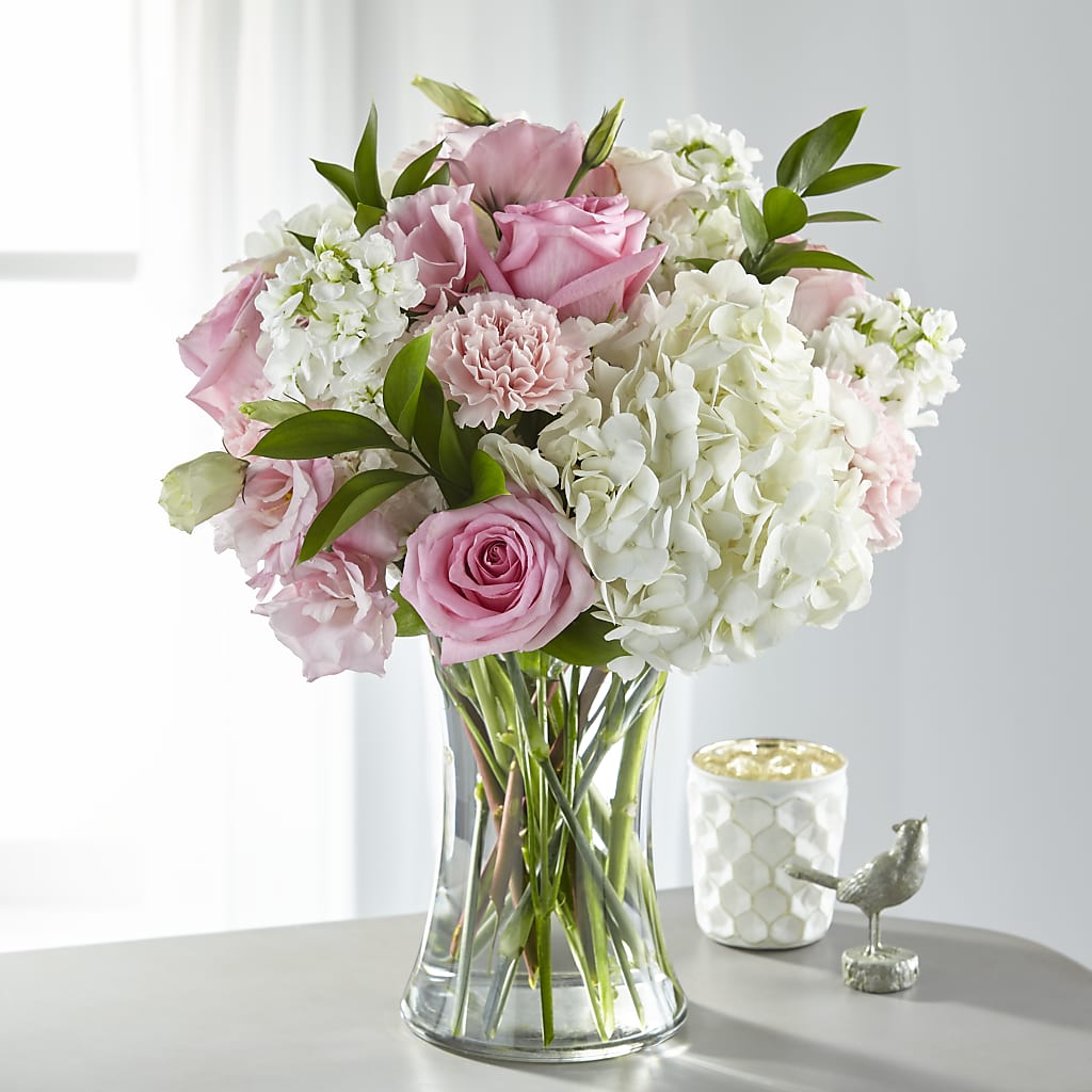 Guiding Grace Bouquet – Hirzel Brothers Greenhouse, Toledo OH
