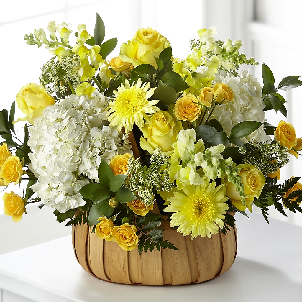 Rustic Remembrance Basket – Hirzel Brothers Greenhouse, Toledo OH