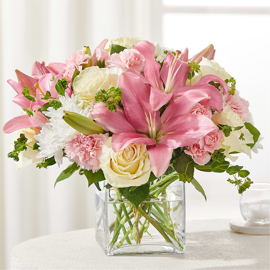 By Your Side Bouquet – Hirzel Brothers Greenhouse, Toledo OH