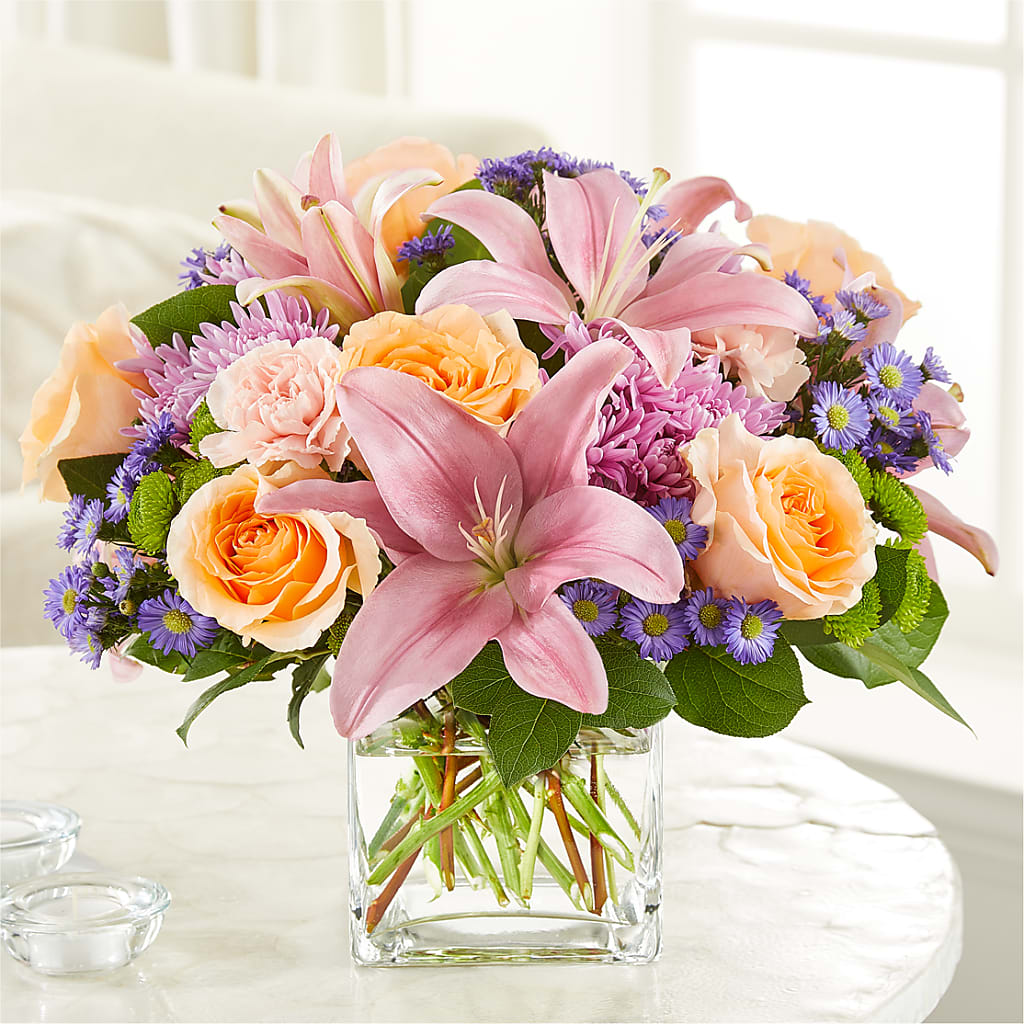 Delicate Details Bouquet – Hirzel Brothers Greenhouse, Toledo OH