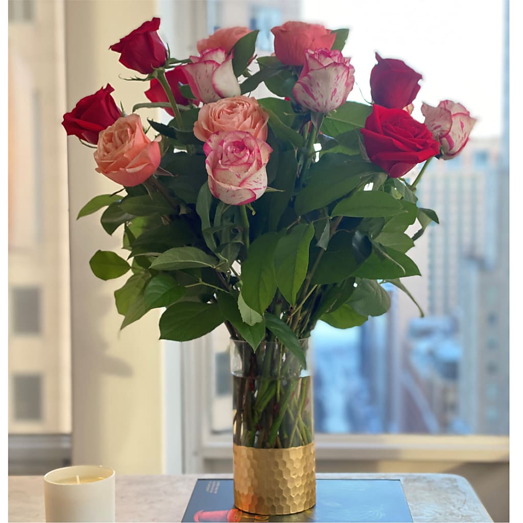 Ever After Rose Bouquet – Hirzel Brothers Greenhouse, Toledo OH