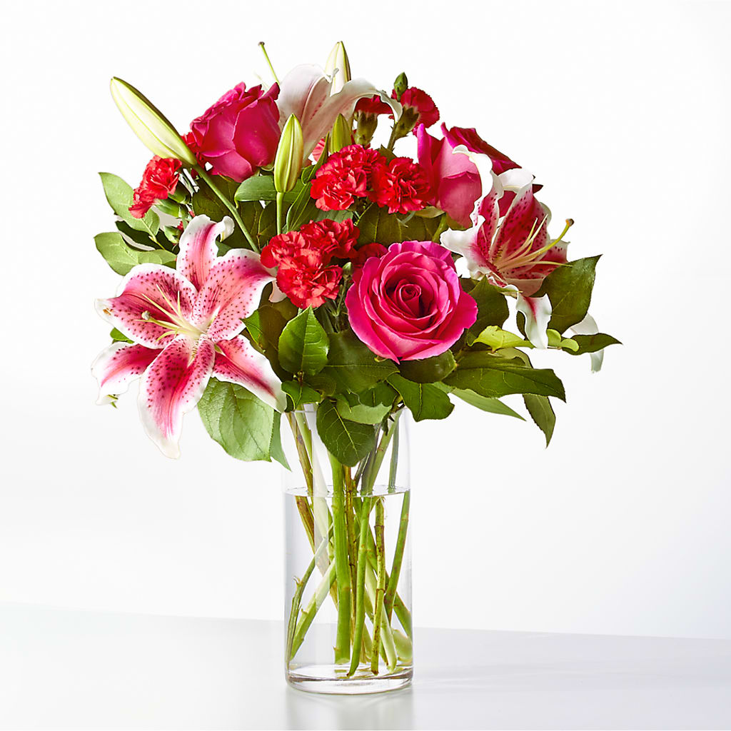 Love at First Sight Bouquet – Hirzel Brothers Greenhouse, Toledo OH