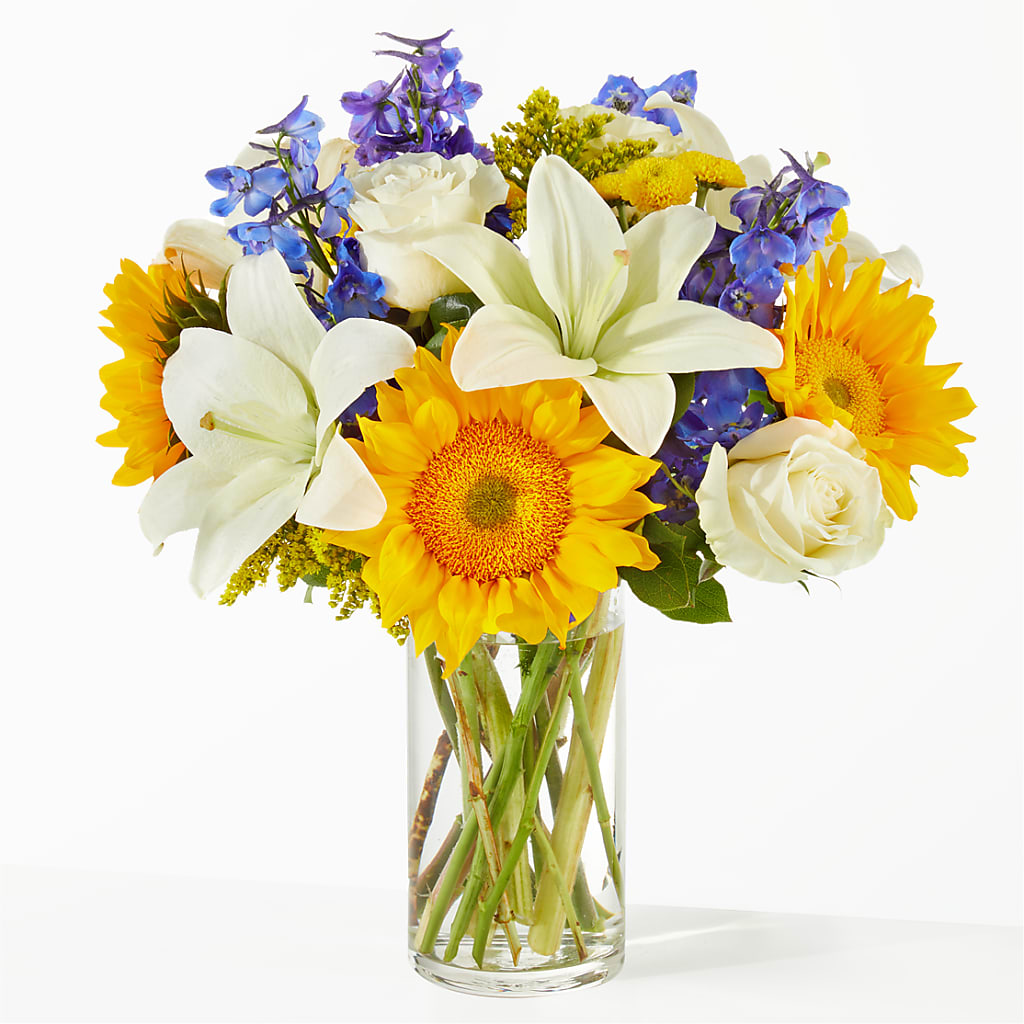Stargazing Bouquet – Hirzel Brothers Greenhouse, Toledo OH