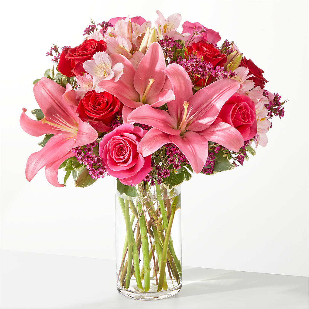 Lucky in Love Bouquet – Hirzel Brothers Greenhouse, Toledo OH