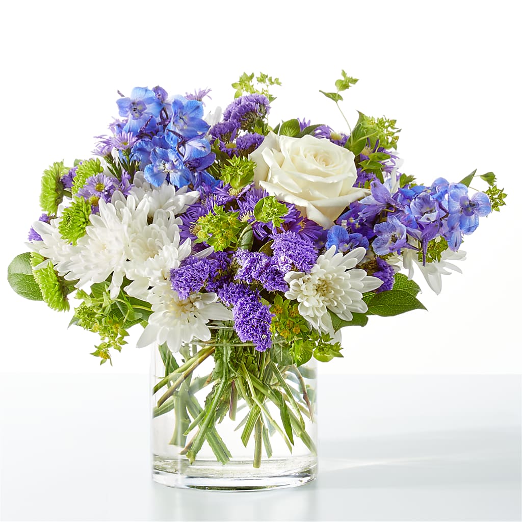 Genuine Gestures Bouquet – Hirzel Brothers Greenhouse, Toledo OH