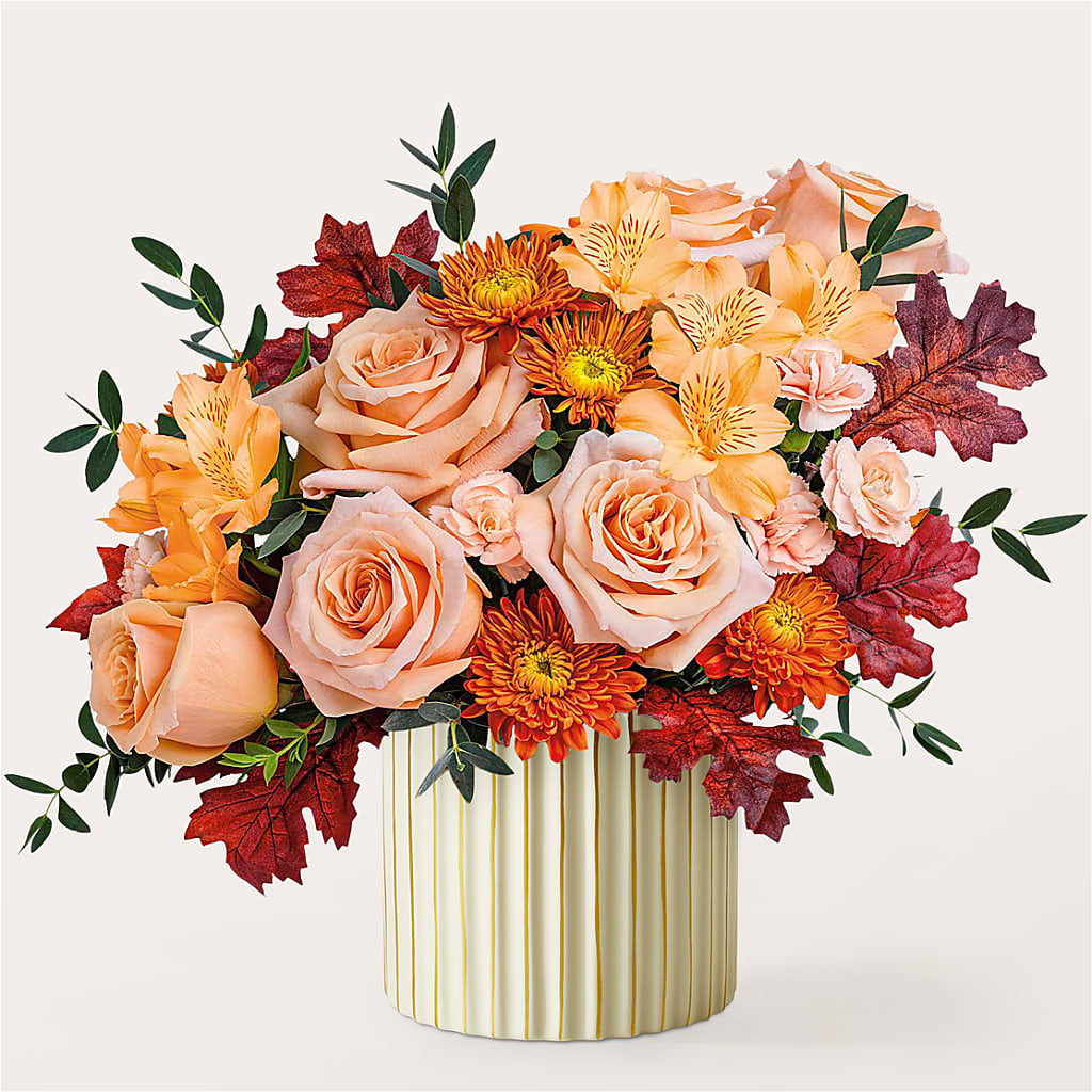 Spiced Latte Bouquet with Ivory Vase – Hirzel Brothers Greenhouse, Toledo OH