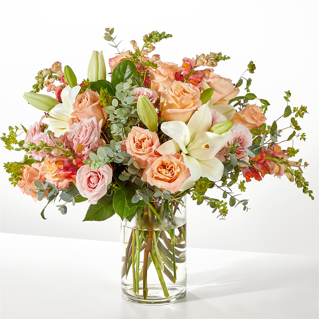 Grapefruit Splash Bouquet – Hirzel Brothers Greenhouse, Toledo OH