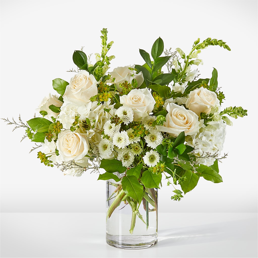 Hint of Vanilla Bouquet – Hirzel Brothers Greenhouse, Toledo OH