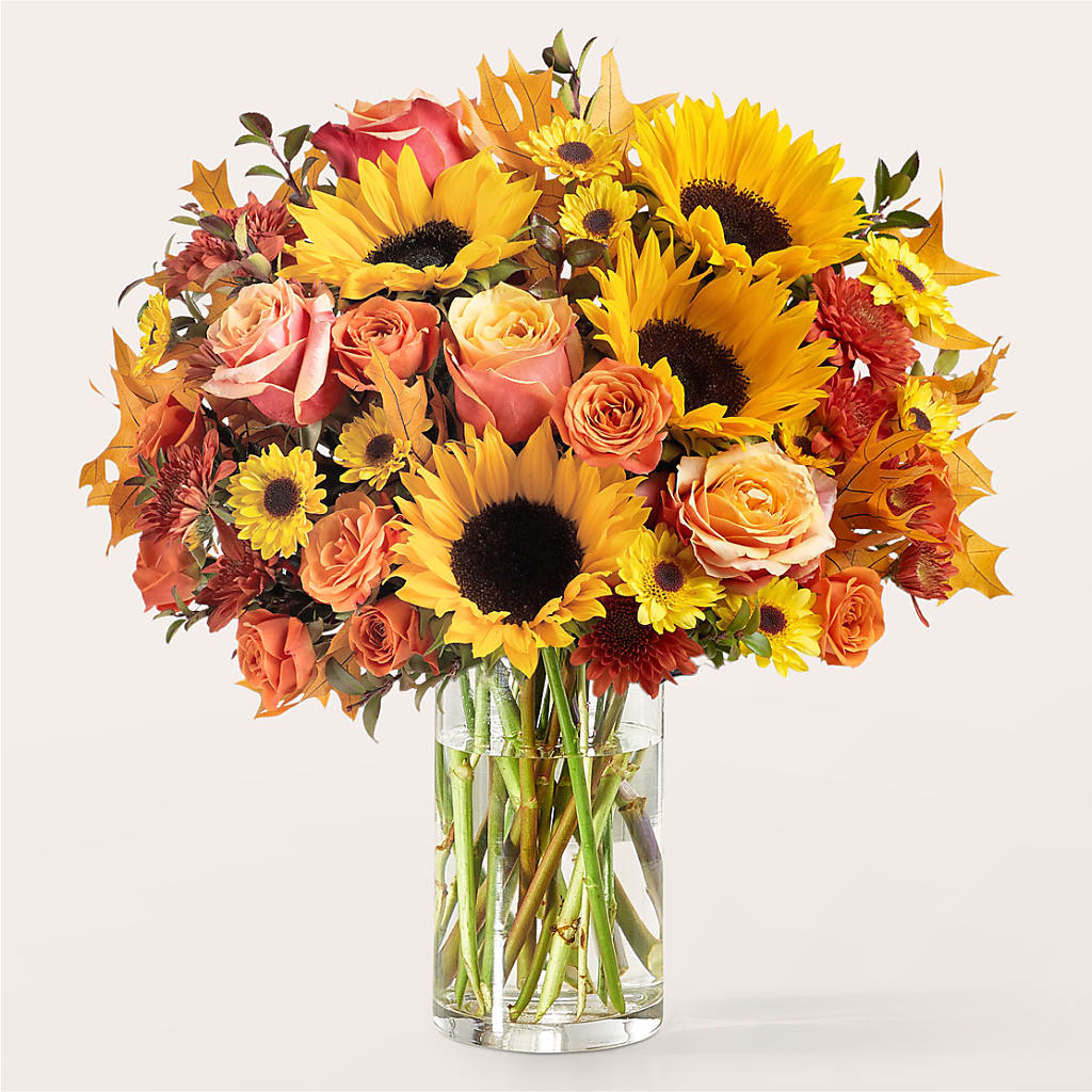 Fluttering Foliage Bouquet – Hirzel Brothers Greenhouse, Toledo OH