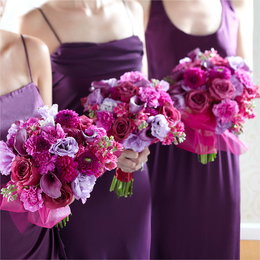 Bridesmaid's Garden Bouquet – Hirzel Brothers Greenhouse, Toledo OH
