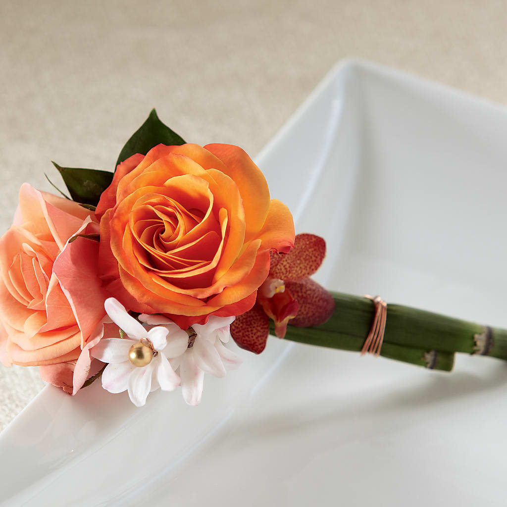 Sunset Dream Boutonniere – Hirzel Brothers Greenhouse, Toledo OH
