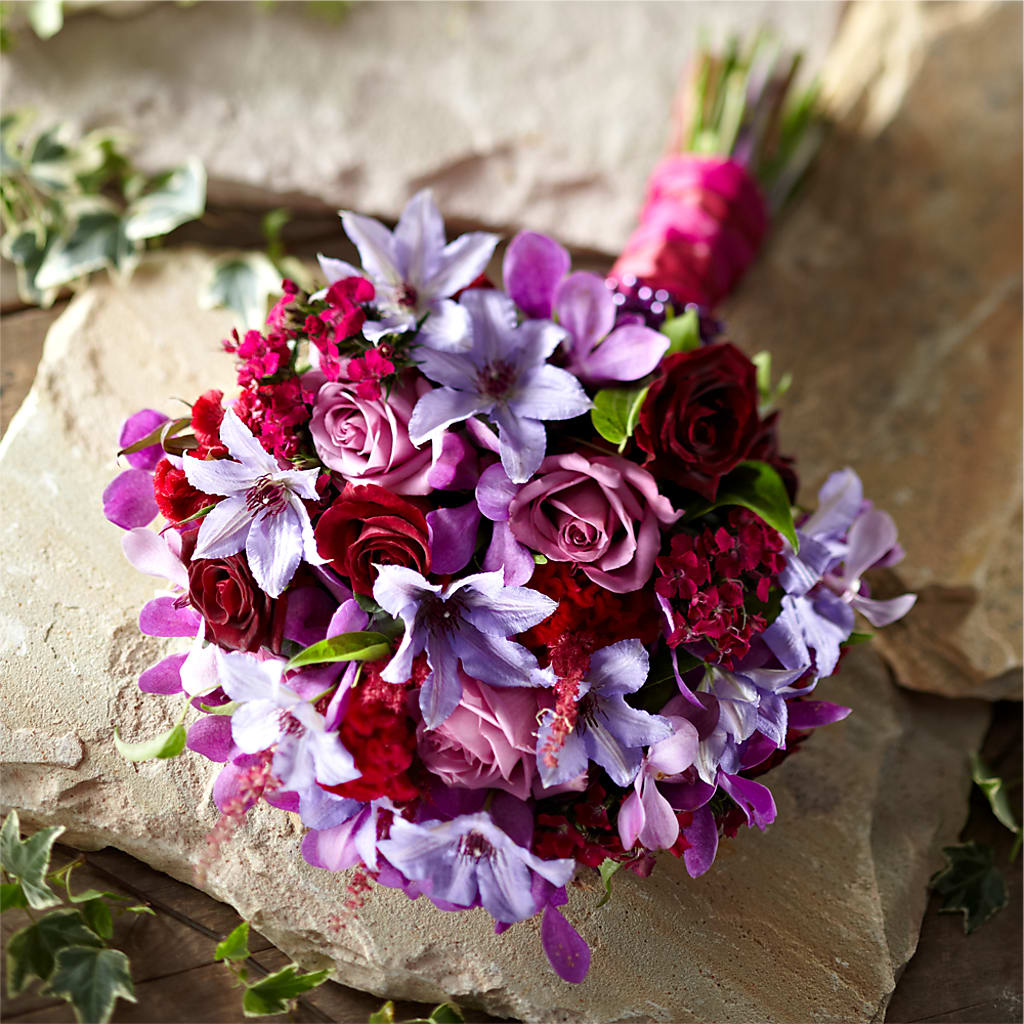 Enlightened Love Bouquet – Hirzel Brothers Greenhouse, Toledo OH