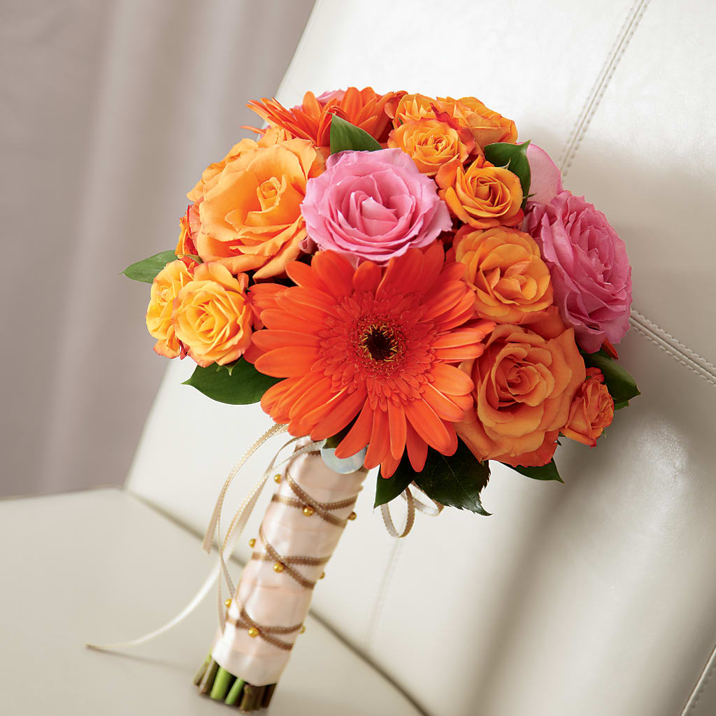 Lifetime of Love Bouquet – Hirzel Brothers Greenhouse, Toledo OH