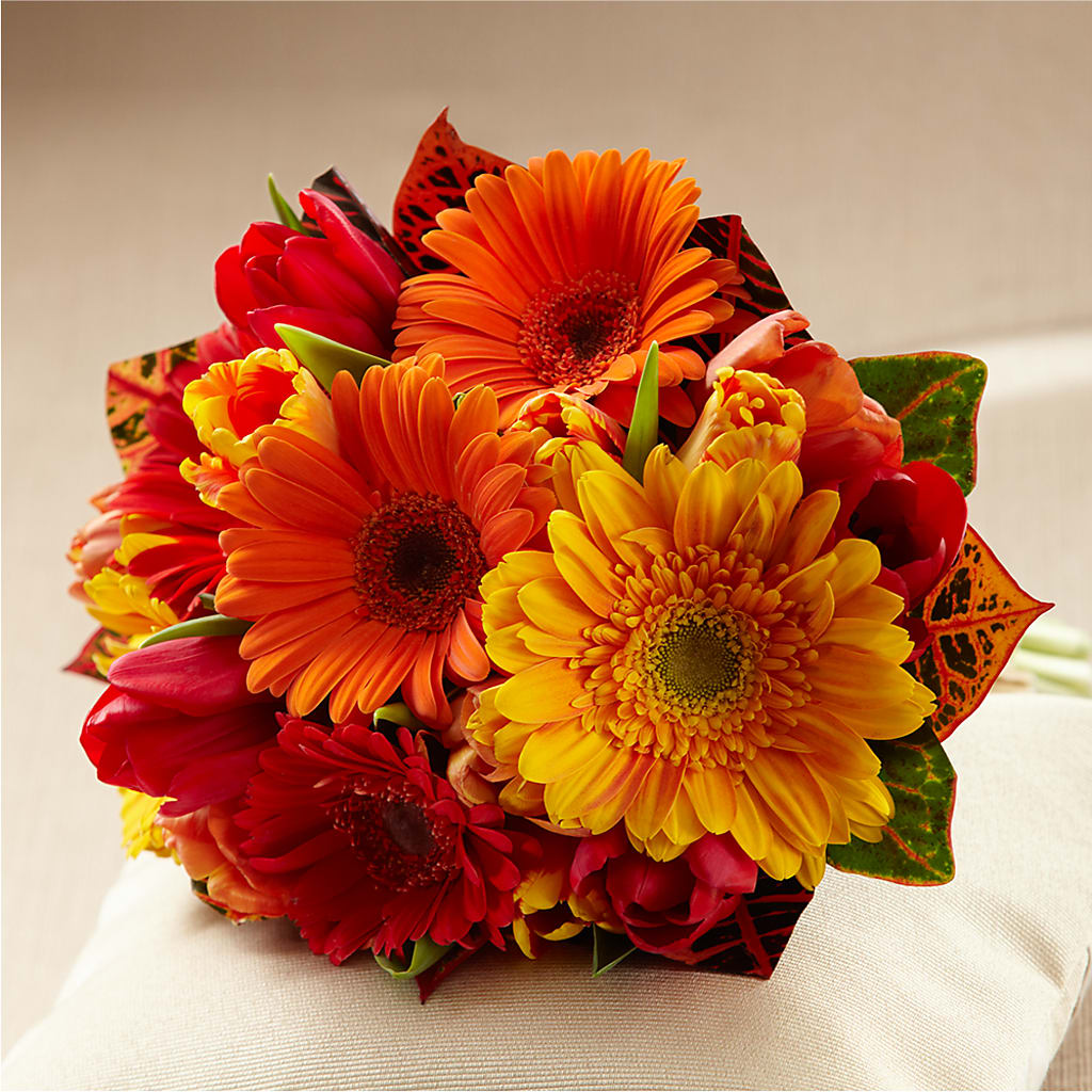Sunglow Bouquet – Hirzel Brothers Greenhouse, Toledo OH