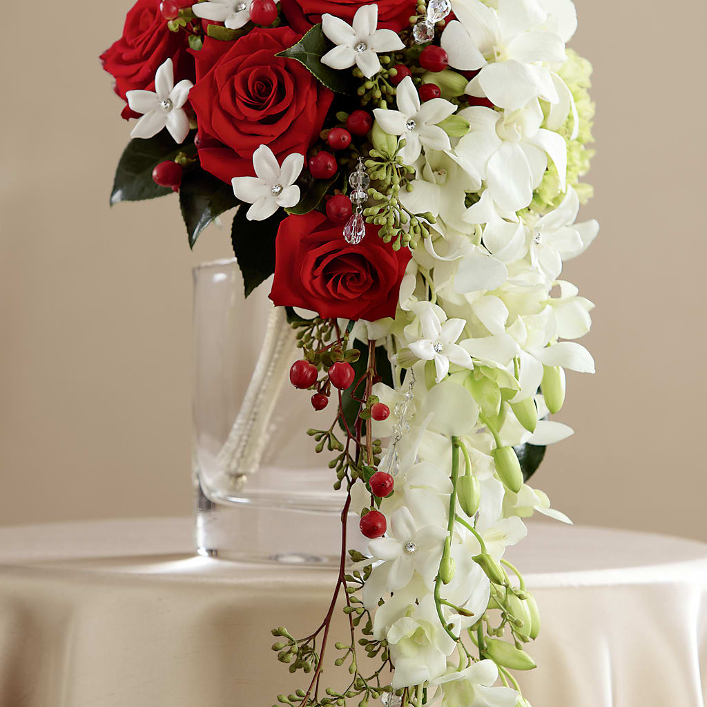 Here Comes the Bride Bouquet – Hirzel Brothers Greenhouse, Toledo OH