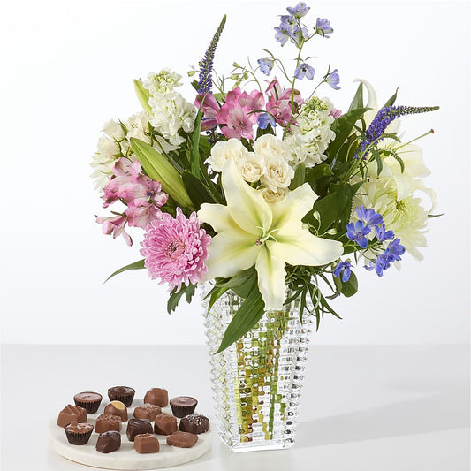 Winter Celebration Bouquet –  Hirzel Brothers Greenhouse, Toledo OH