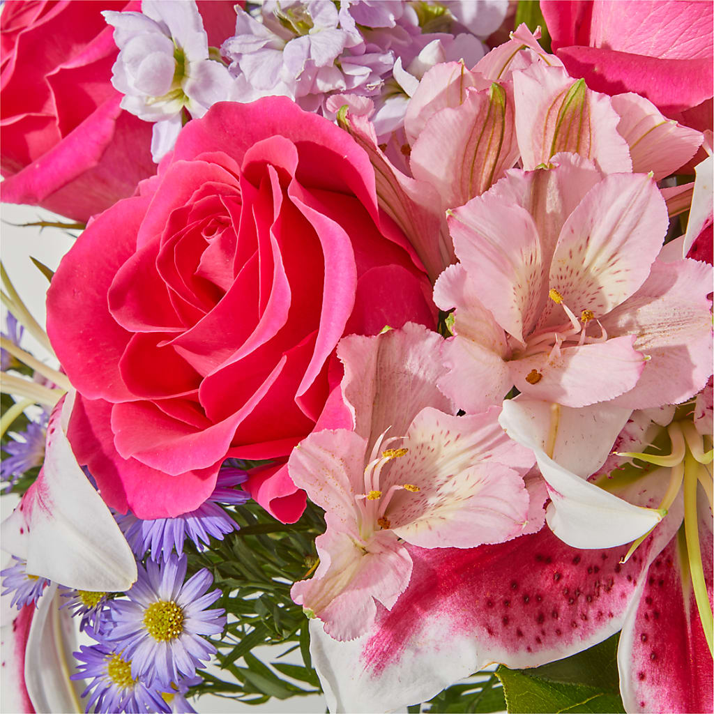Pressing Petals Bouquet –  Hirzel Brothers Greenhouse, Toledo OH