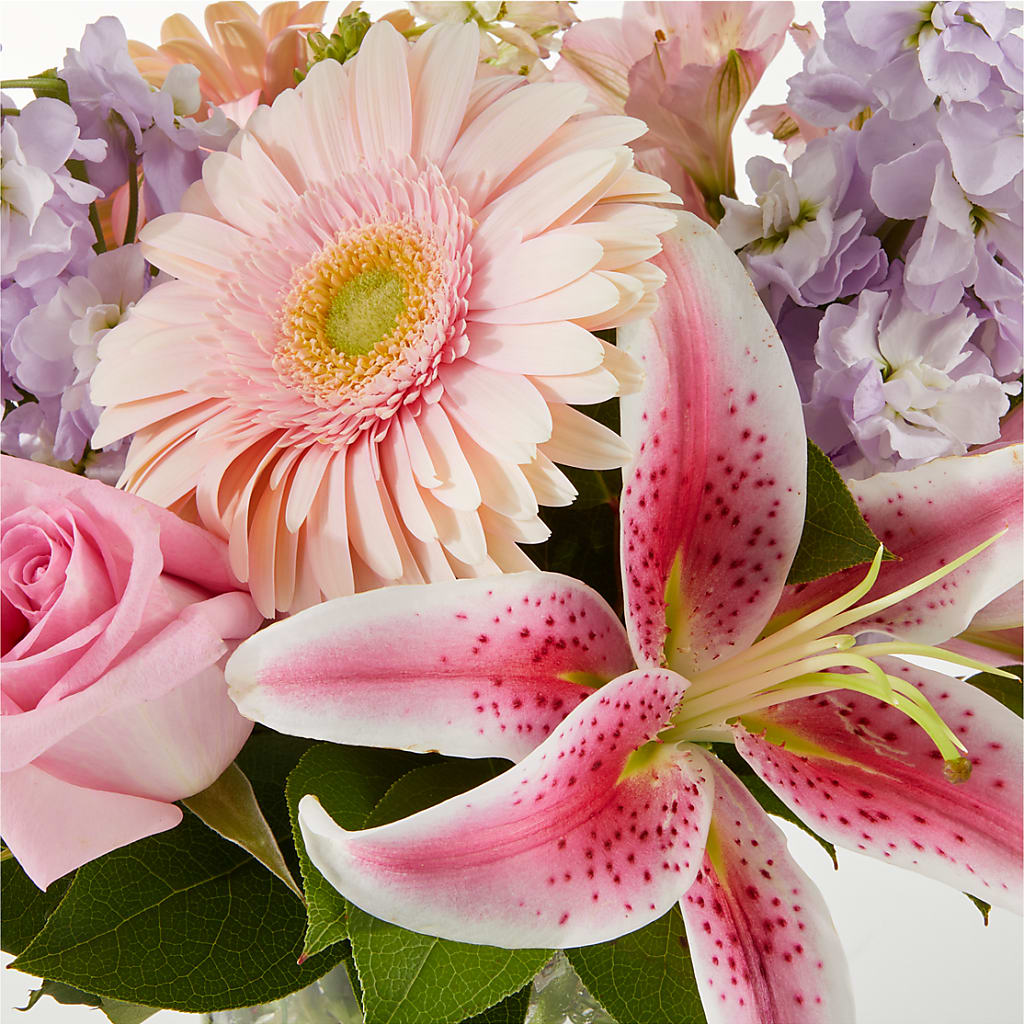 The Teahouse Bouquet –  Hirzel Brothers Greenhouse, Toledo OH