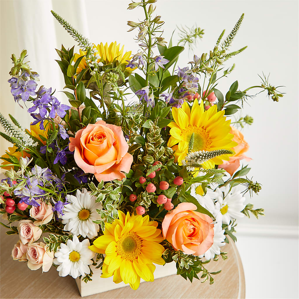 The Good Life Bouquet –  Hirzel Brothers Greenhouse, Toledo OH