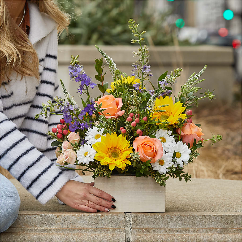 The Good Life Bouquet –  Hirzel Brothers Greenhouse, Toledo OH
