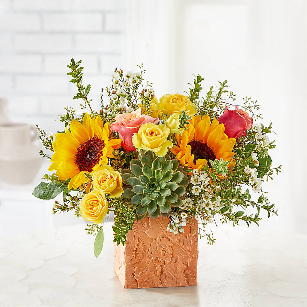 Sunflower Season Bouquet –  Hirzel Brothers Greenhouse, Toledo OH