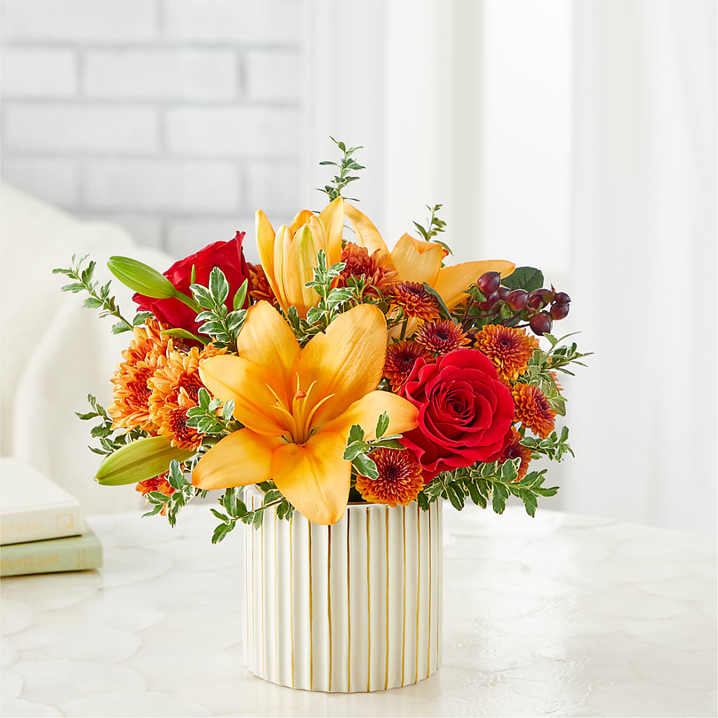 Scarlet Skies Bouquet –  Hirzel Brothers Greenhouse, Toledo OH