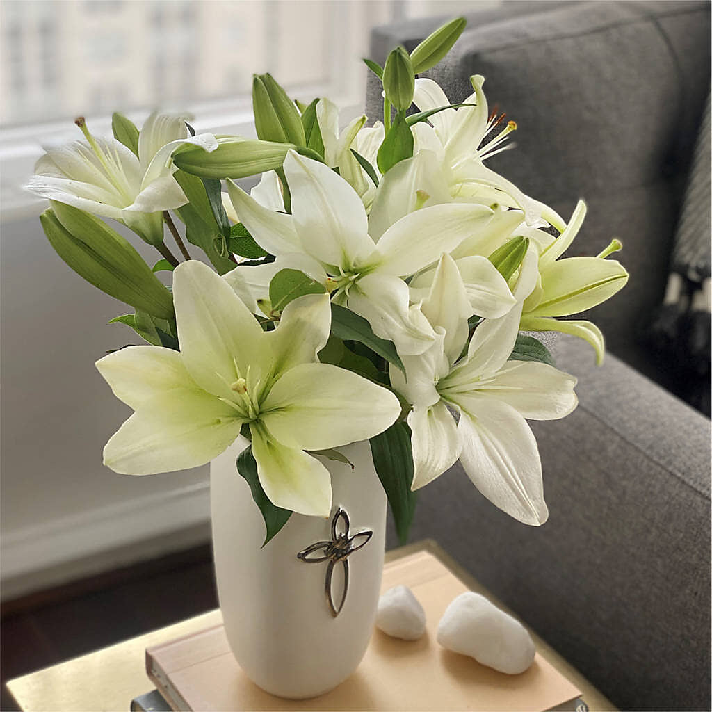 Faithful Blessings Bouquet –  Hirzel Brothers Greenhouse, Toledo OH
