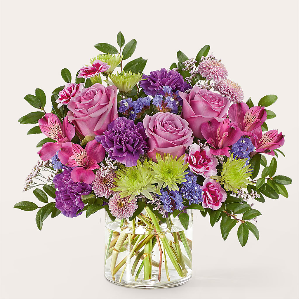 Glass Half Full Bouquet –  Hirzel Brothers Greenhouse, Toledo OH
