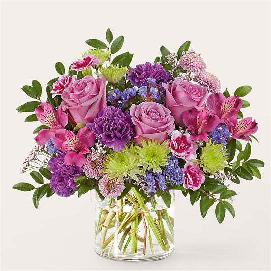 Glass Half Full Bouquet –  Hirzel Brothers Greenhouse, Toledo OH