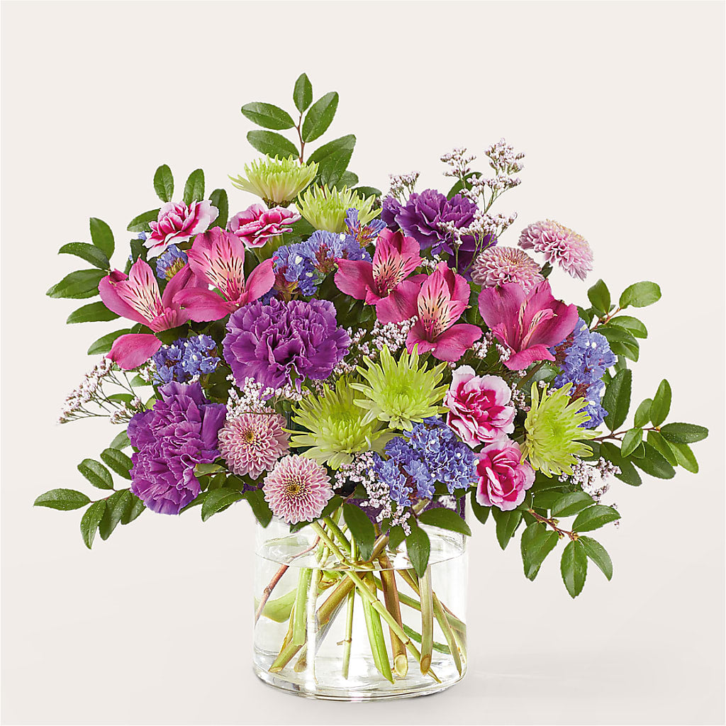 Glass Half Full Bouquet –  Hirzel Brothers Greenhouse, Toledo OH